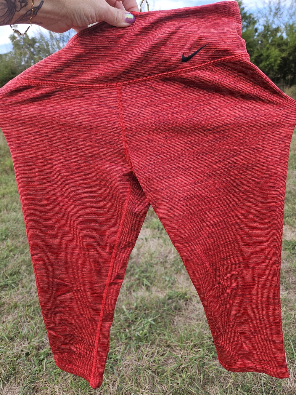 Nike Calf Red Heathered Performance Leggings